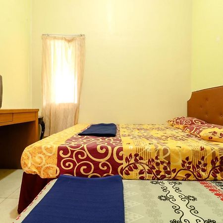 The Joglo Family Hotel Магеланг Экстерьер фото