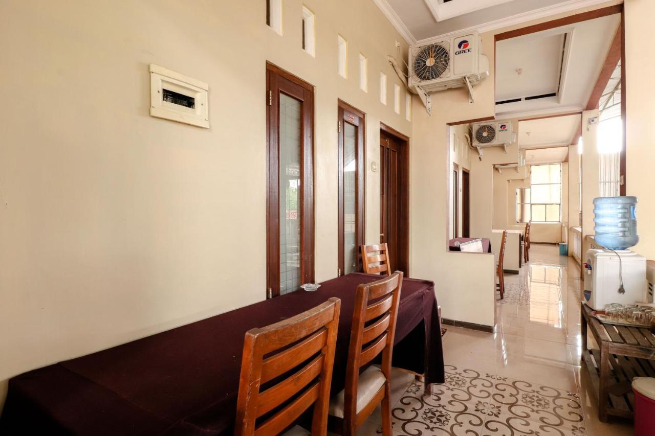 The Joglo Family Hotel Магеланг Экстерьер фото