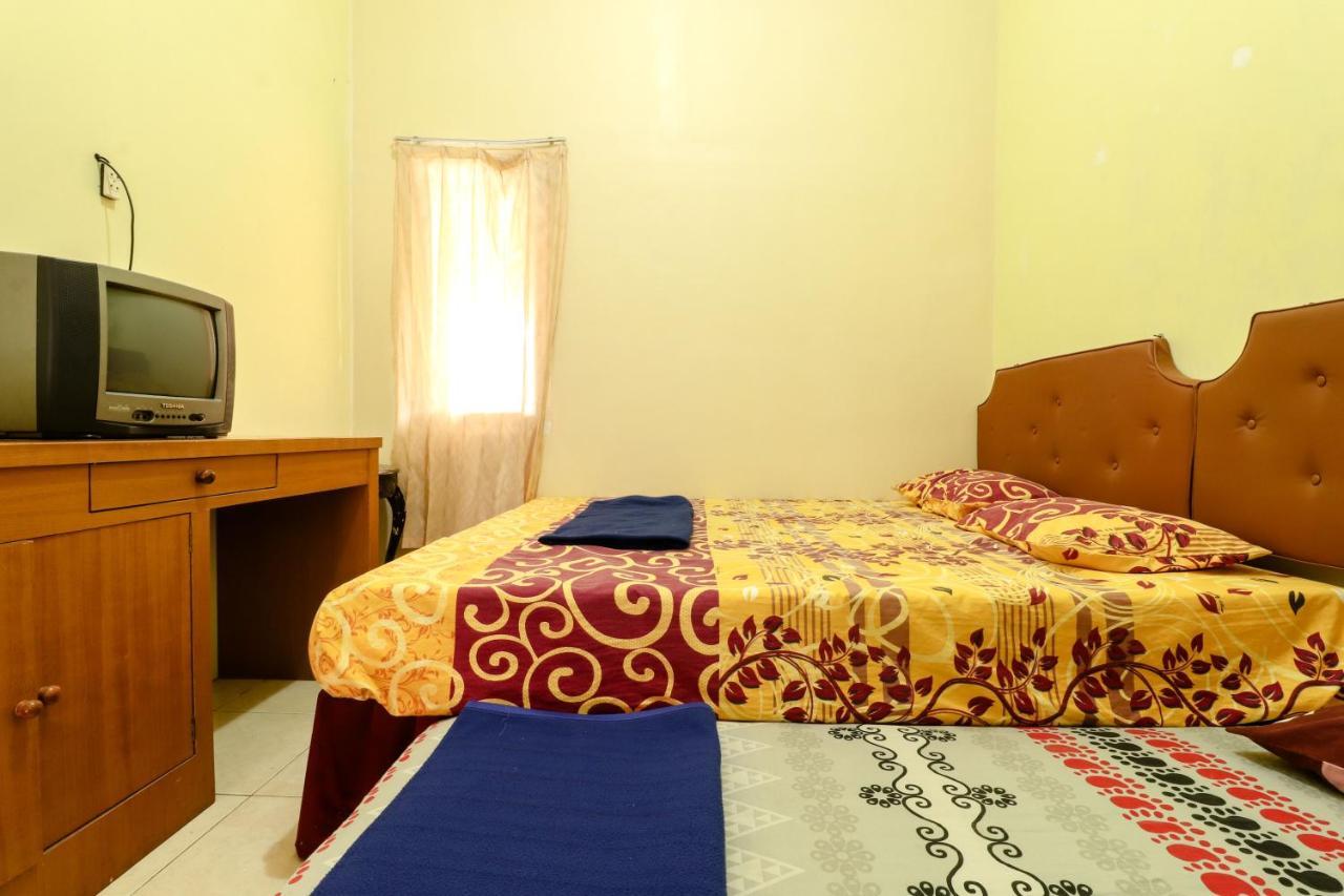 The Joglo Family Hotel Магеланг Экстерьер фото